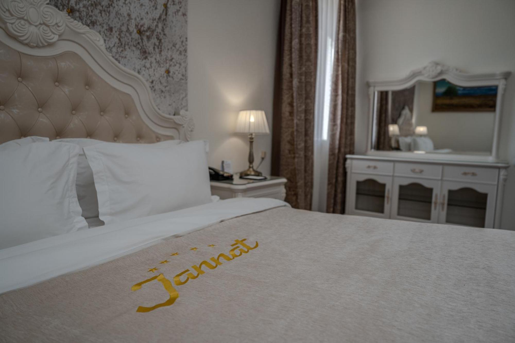 Hotel Jannat Regency Bishkek Exterior foto