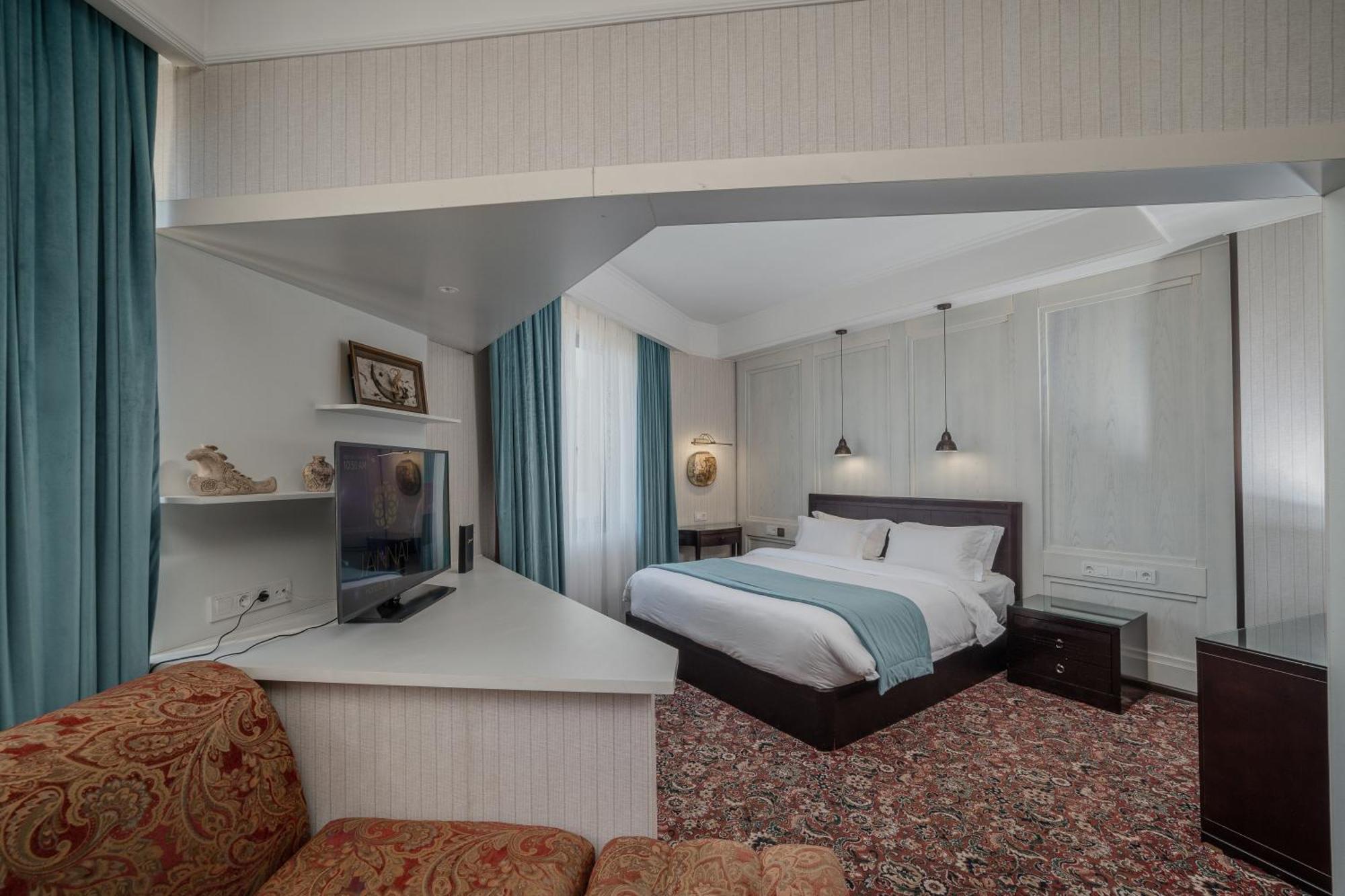 Hotel Jannat Regency Bishkek Habitación foto