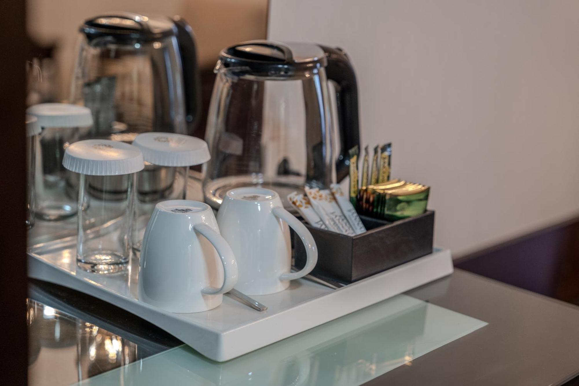 Hotel Jannat Regency Bishkek Habitación foto