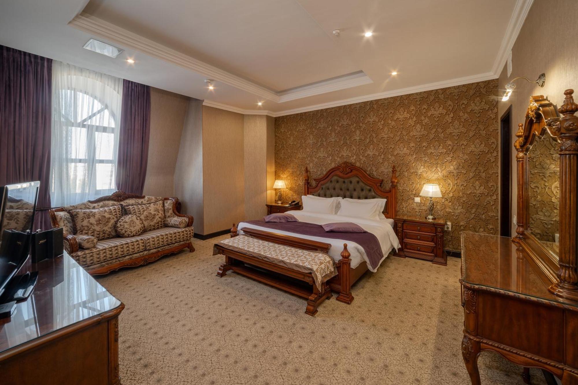 Hotel Jannat Regency Bishkek Habitación foto