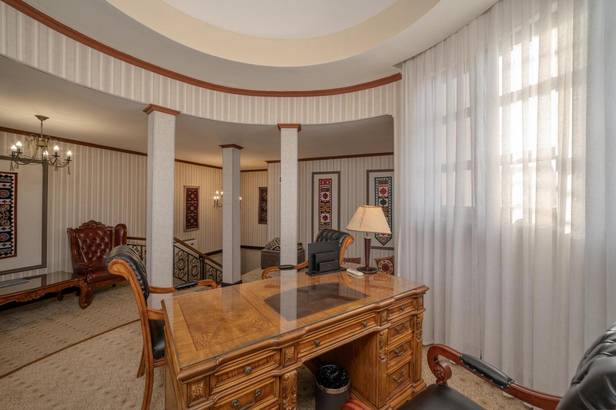Hotel Jannat Regency Bishkek Habitación foto